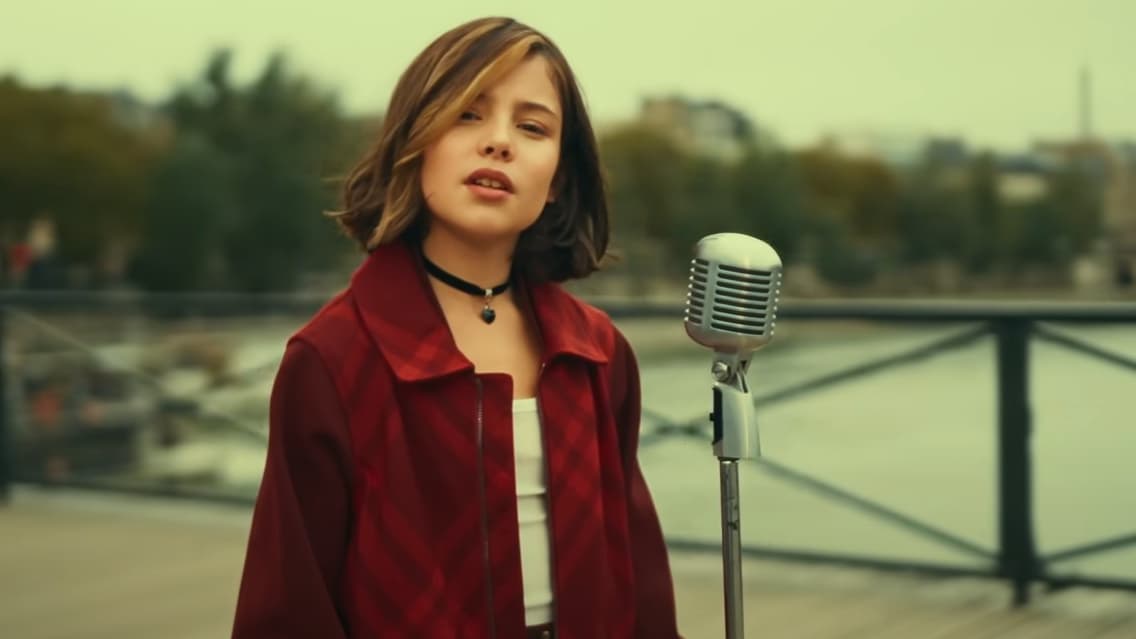 Eurovision Junior 2025 : Lou Deleuze triomphe avec "Ce monde" et offre une quatrième victoire à la France !