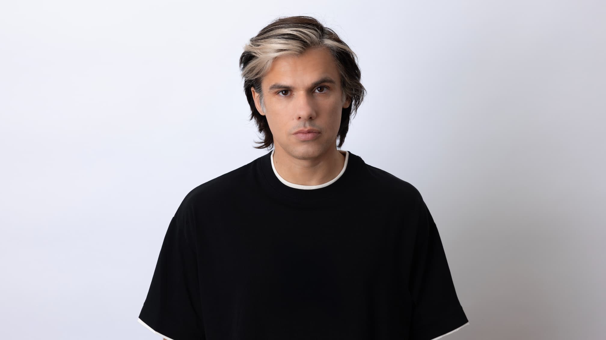 Orelsan :La Fuite en Avant, Son Nouvel Album Introspectif Sorti en 2025