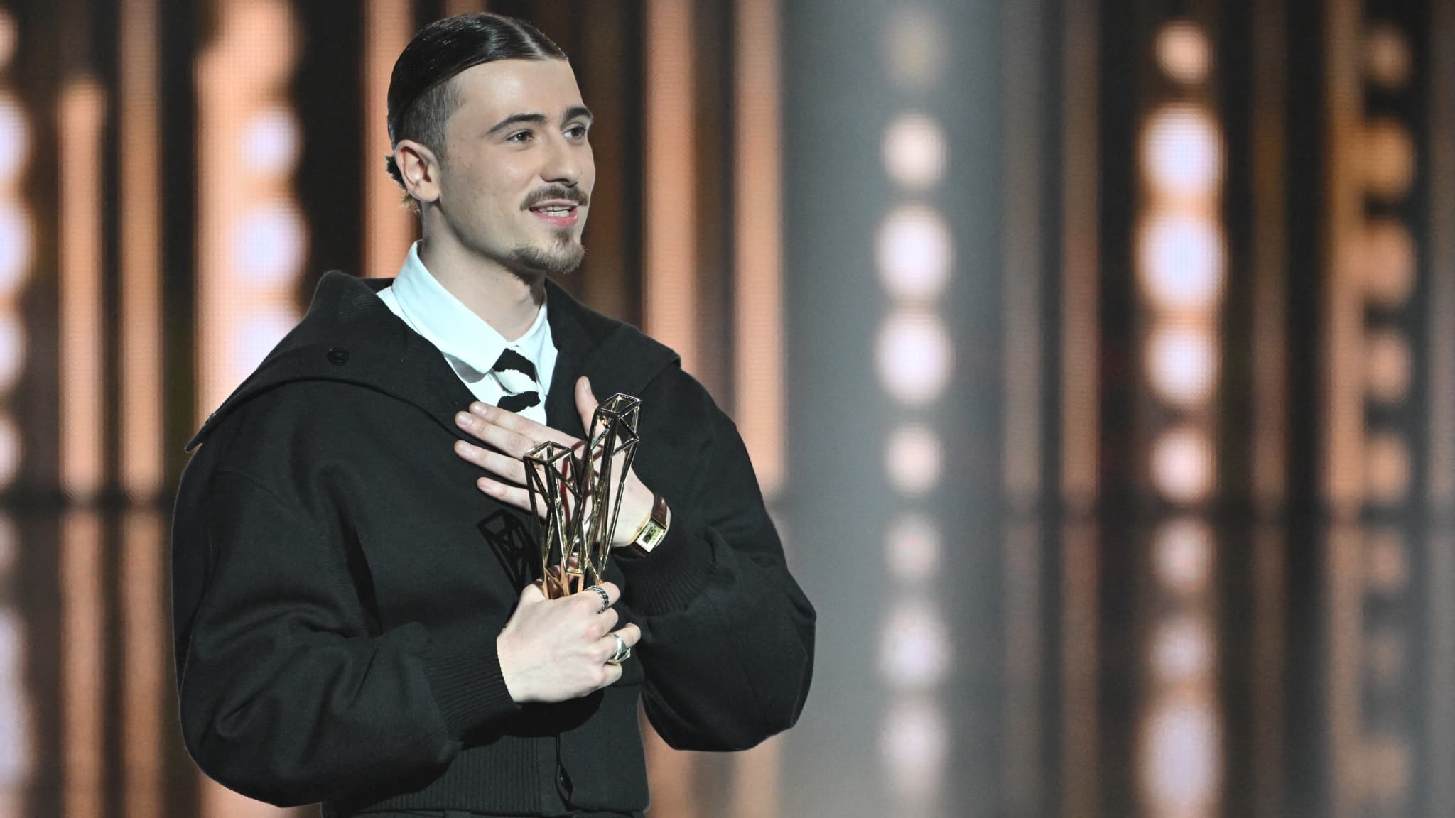 Arnaque amoureuse : une mamie perd plus de 7 000 € en pensant sortir avec Pierre Garnier (Star Academy)