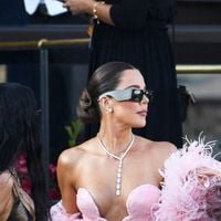 Khloe Kardashian abandonne Photoshop : révélations, critiques et débats