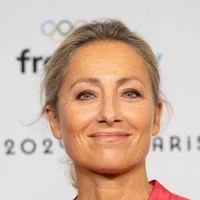 Anne-Sophie Lapix : Les coulisses de son départ du 20 Heures et ses nouveaux projets sur M6 et RTL