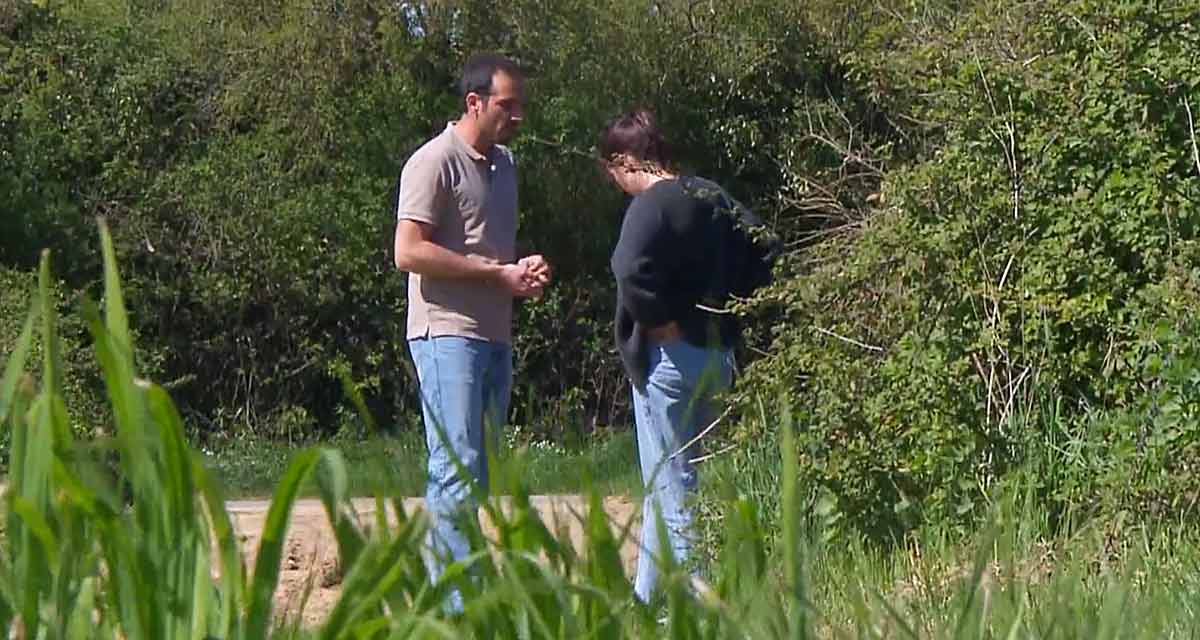 L’amour est dans le pré Saison 20 : Coralie accuse Julien de favoritisme et menace de quitter la ferme – Épisode explosif du 3 novembre 2025