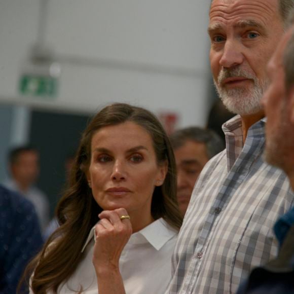 Letizia et Felipe d’Espagne : Vacances écourtées pour soutenir les victimes des incendies