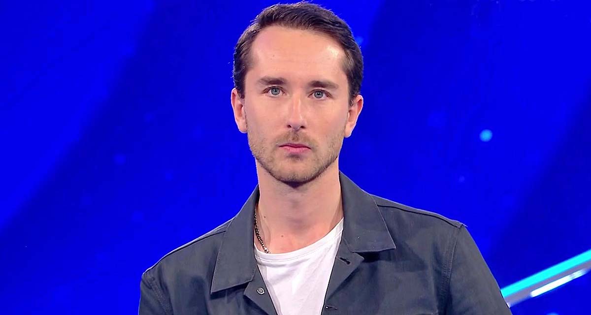 Masters 2025 N’oubliez pas les paroles : Arsène dérange Nagui avec un rot hilarant et se qualifie en demi-finale face à Caroline !