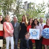 « Même dans un cadre magnifique, mon traitement continue » — Virgilia Hess : actualité, parcours médical et engagement