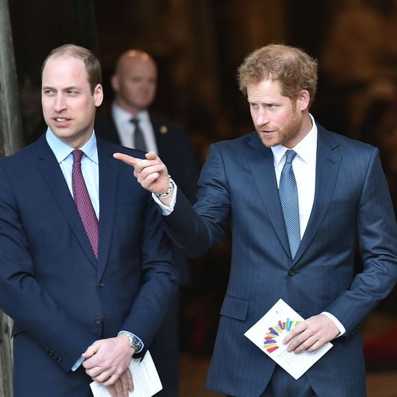 Prince Harry et Charles III : Réunion historique à Londres, William reste à l’écart