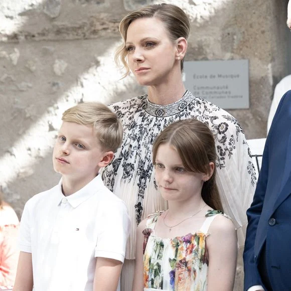 Visite de Gabriella et Jacques de Monaco dans le Cantal : retour dans les coulisses