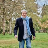 Douchy rend hommage à Alain Delon : programme, anecdotes et héritage