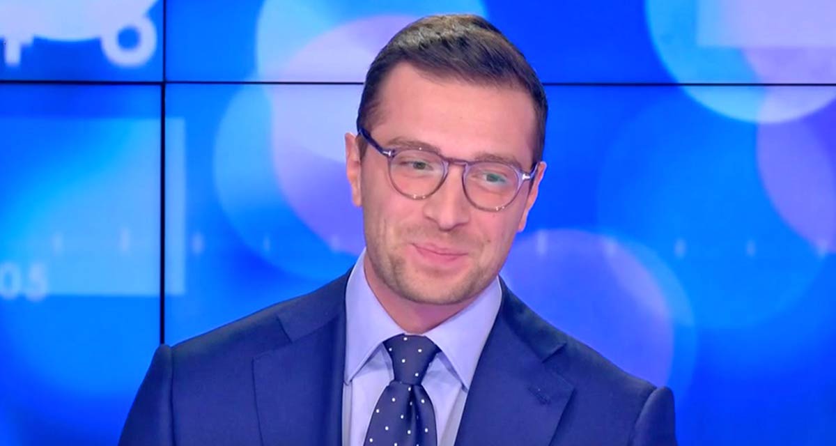 Jordan Bardella explose les audiences de CNews : Christine Kelly au sommet avec Face à l’Info !