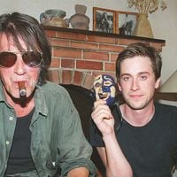 Thomas Dutronc explique pourquoi il vit en Corse loin de son père Jacques Dutronc