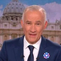 Audiences TV du 8 mai 2025 : Gilles Bouleau (TF1) survole le 20h face à Anne-Sophie Lapix (France 2)