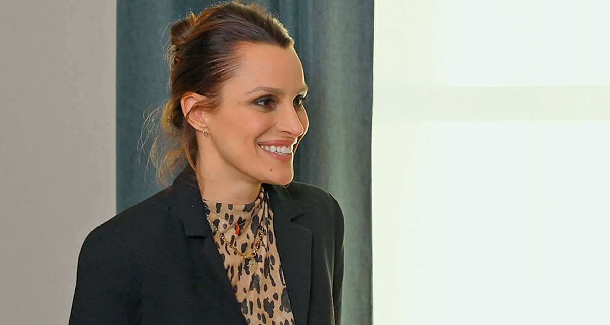 Les Mystères de l’amour : Béatrice sépare Cathy et Evan