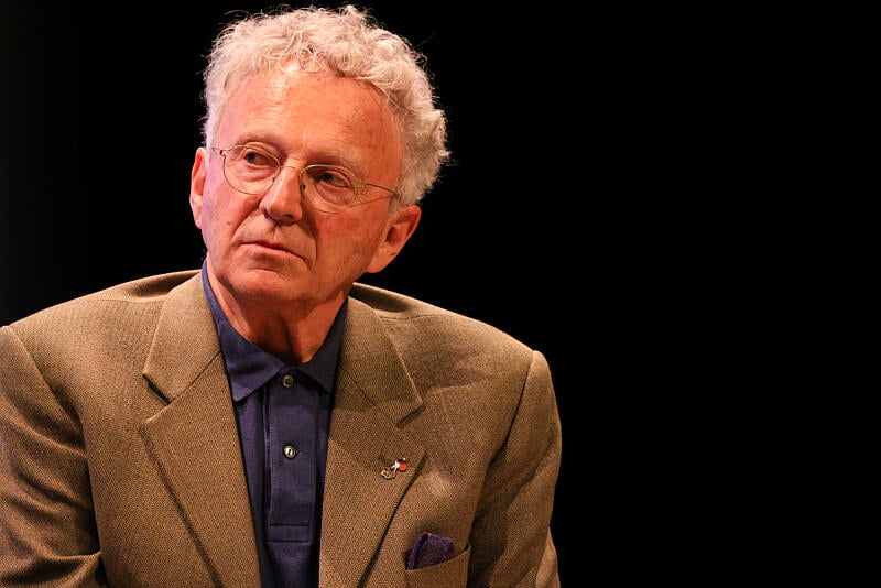 Nelson Monfort Critique la Prestation d'Aya Nakamura aux JO de Paris 2024 