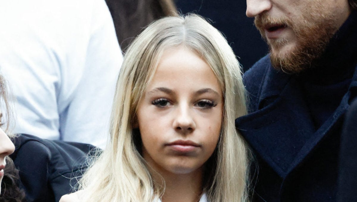 Giulia Sarkozy : « Pas moi ! » – L’adolescente victime de désinformation après l’incarcération de Nicolas Sarkozy