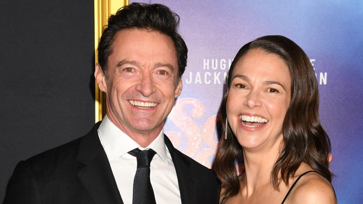 Hugh Jackman officialise sa relation avec Sutton Foster après 27 ans de mariage