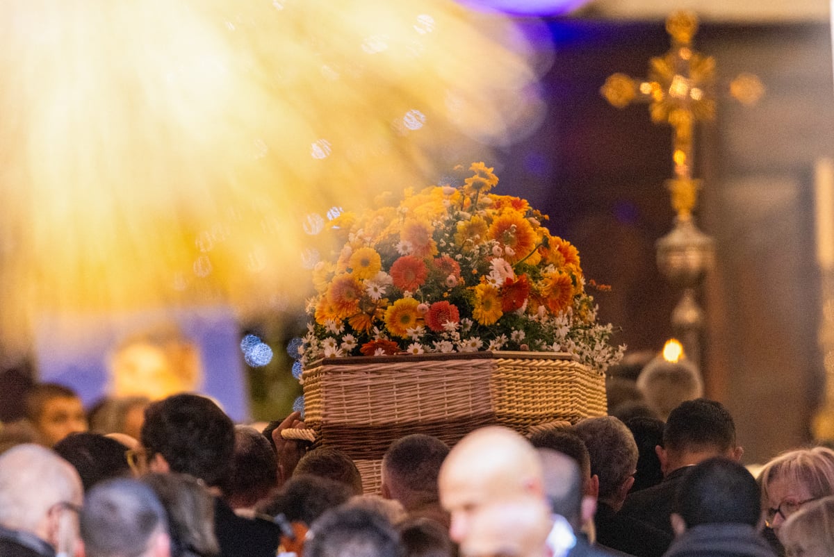 Obsèques de Brigitte Bardot : Bernard d'Ormale bouleversé mais digne