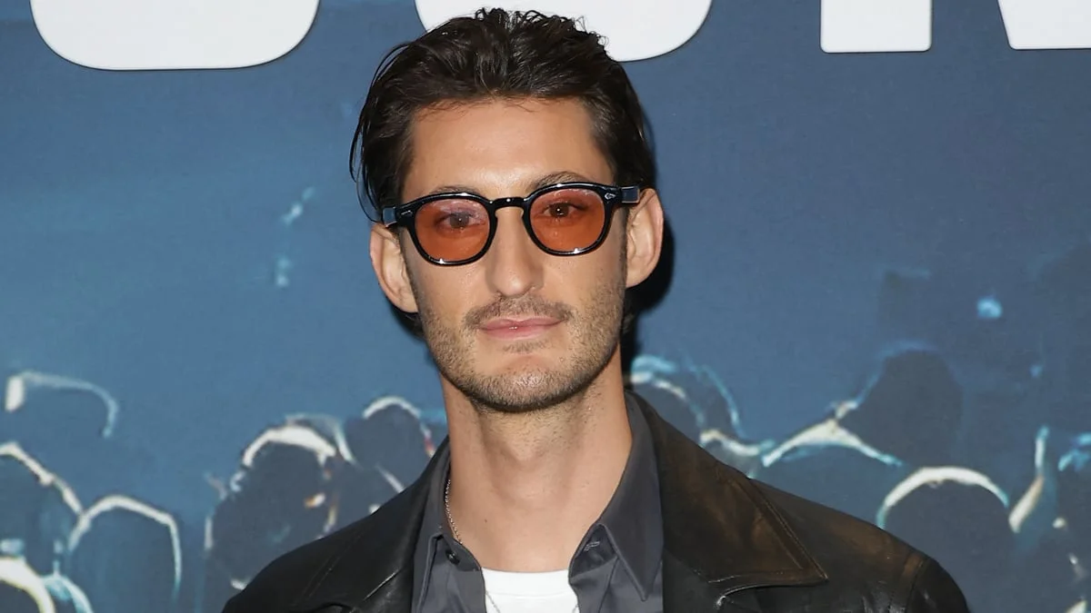 Pierre Niney et l'influence : limites et santé mentale