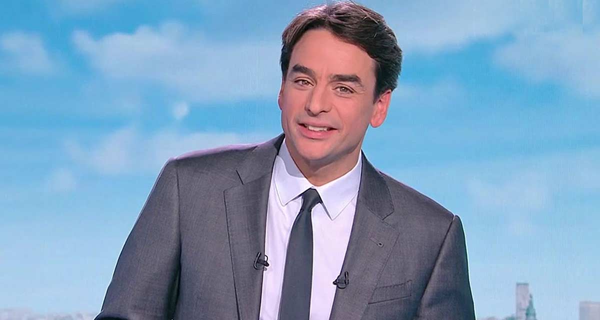 Julian Bugier : son dernier JT avant les vacances de Noël