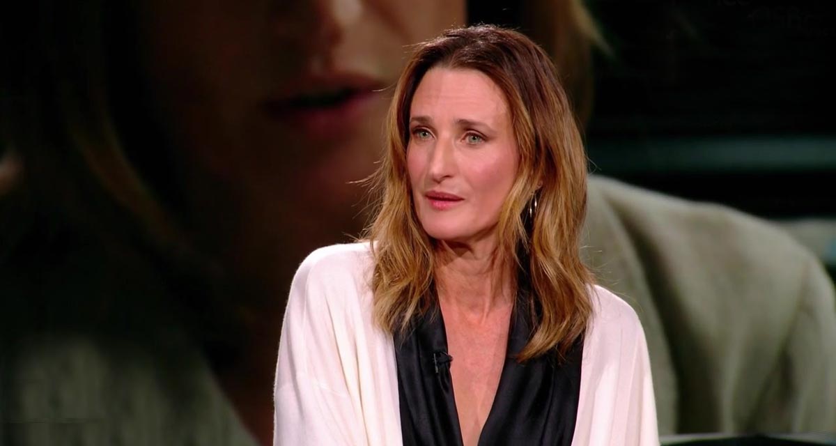 Camille Cottin : Moment de Tension Inattendu avec Laurent Delahousse dans 20h30 le Dimanche sur France 2 - Analyse Exclusive