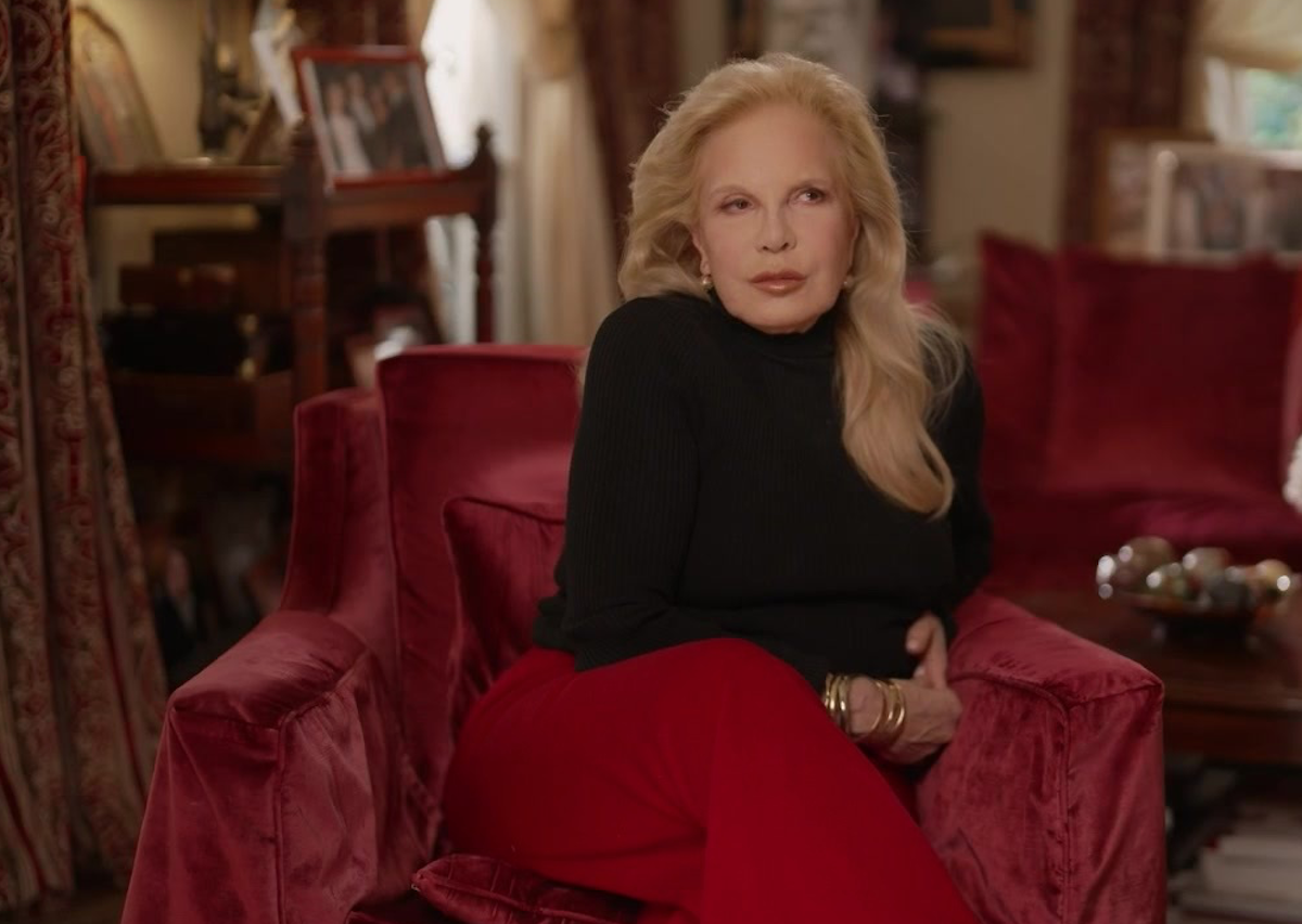 “Il se roulait par terre” : Sylvie Vartan révèle sa première impression surprenante de Johnny Hallyday