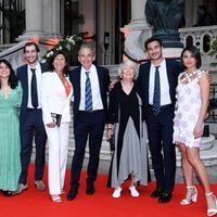 Famille Kretz : une douce photo de bébé dévoilée par Charina Sarte et Valentin Kretz