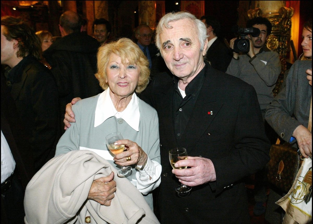Décès d'Aïda Aznavour : La Sœur de Charles Aznavour S'Éteint à 102 Ans - Hommage et Héritage Familial