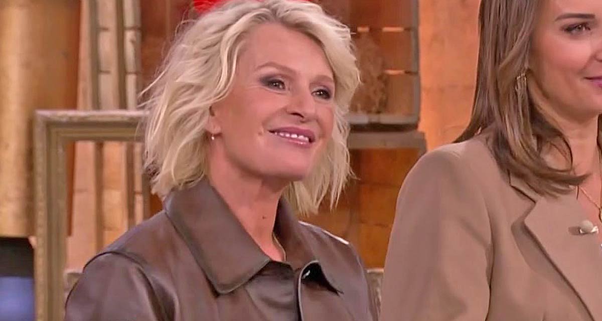 « Je vais finir par pleurer » : Sophie Davant émue aux larmes lors de son retour émouvant dans Affaire conclue