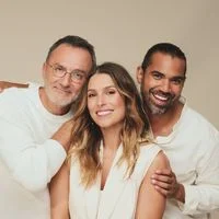 Laury Thilleman annonce un nouvel épisode de Rendez-vous en terre inconnue avec Stéphane De Groodt