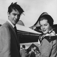 Alain Delon et Romy Schneider : leur appartement parisien mythique et leur histoire d’amour