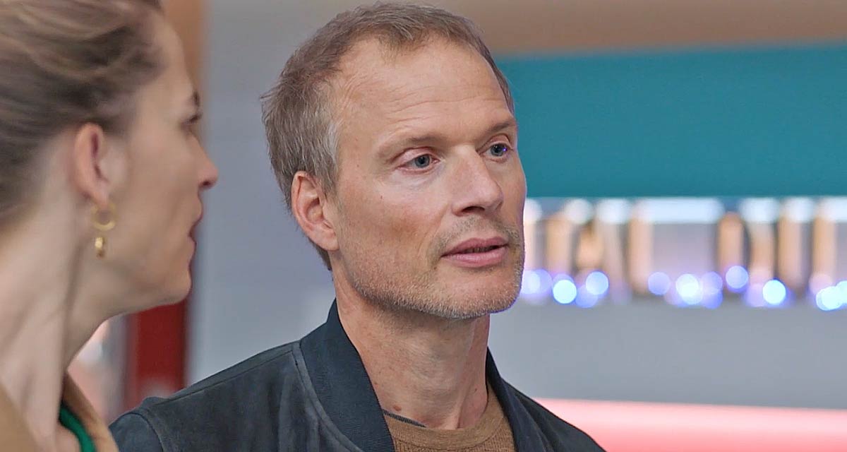 Demain nous appartient : Samuel devient grand-père, la révélation choc à Sète