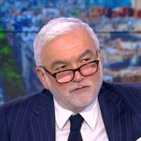 Record Historique d'Audience pour Pascal Praud et "L'Heure des Pros" sur CNews : Analyse Complète