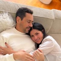 Olivier Colas : retour émouvant à la maison en béquilles et avec un corset