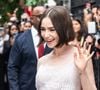 Lily Collins et son Extrême Maigreur : Inquiétude des Fans et Histoire de l'Actrice
