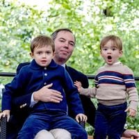 Guillaume de Luxembourg intronisé : son fils François, 2 ans, attire tous les regards