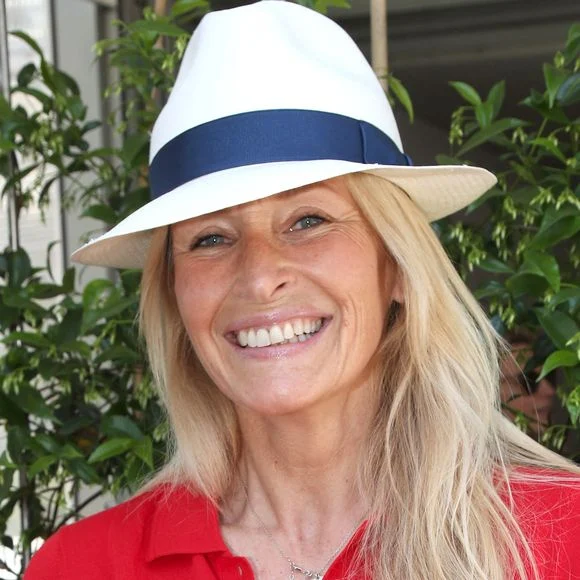 Estelle Lefébure : Une longère normande au bord de l'eau pour l'ex de David Hallyday