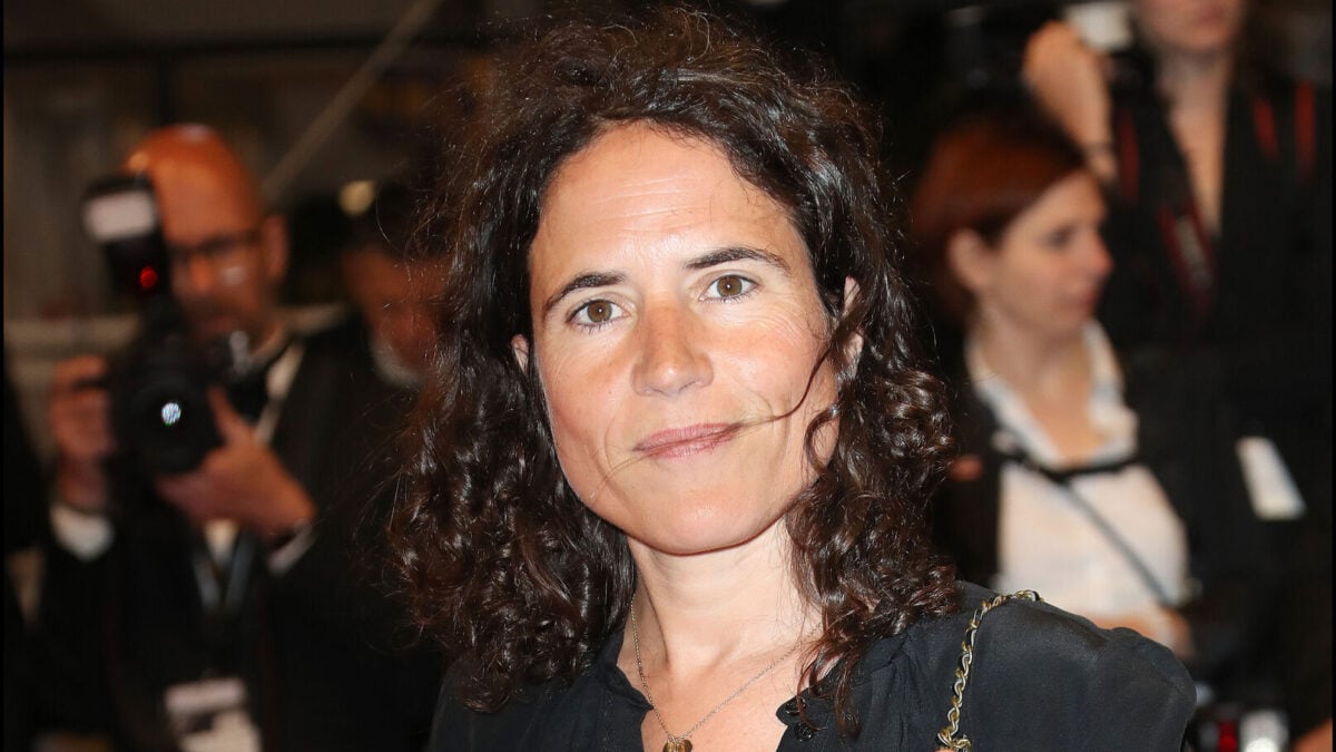 Mazarine Pingeot évoque l’absence et la présence de François Mitterrand