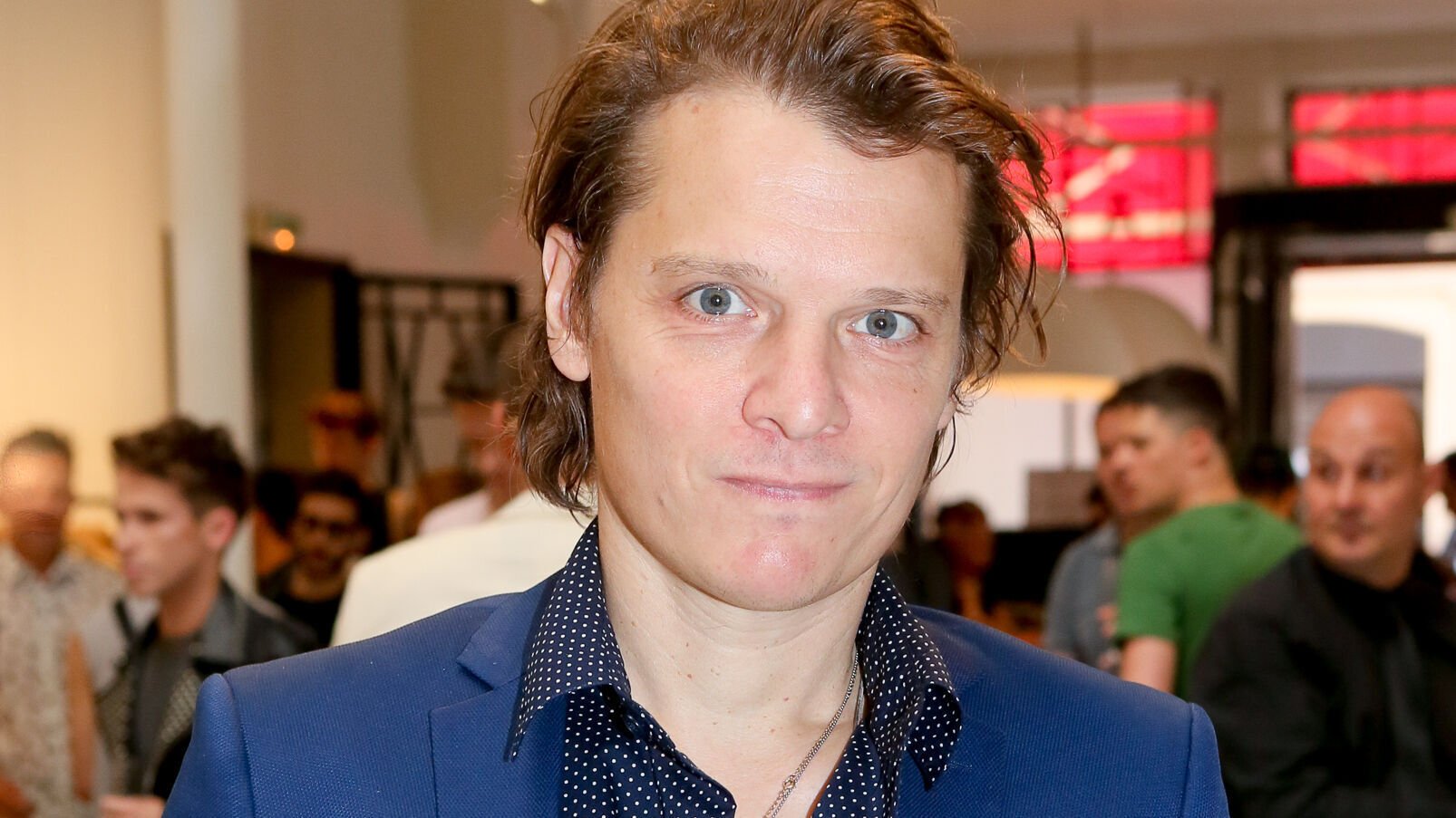 Bénabar traite sa reprise de 'horrible' : le trio choc avec Bruel et Cali dans Taratata qui a enflammé les réseaux !