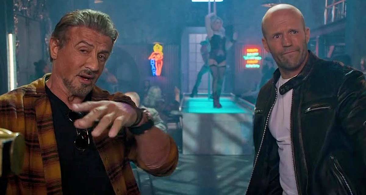 Audiences TV Prime Time Dimanche 2 Novembre 2025 : Duel Serré entre Expendables 4 et Un Homme Heureux, Capital en Pleine Forme