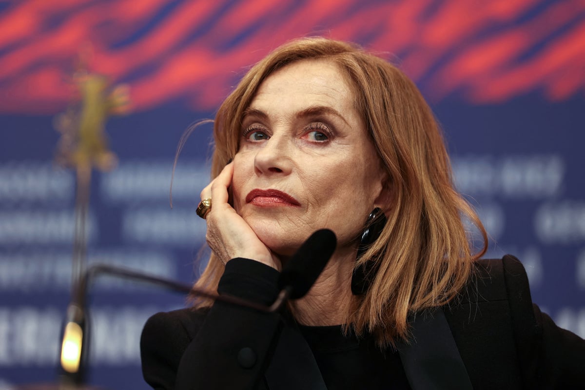 Isabelle Huppert cash sur C à Vous : "Un million d’euros ? Non négociable !" – Rôle choc dans La Femme la plus riche du monde