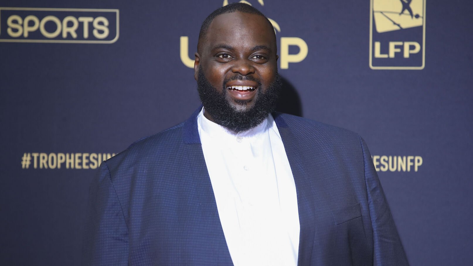 Issa Doumbia : Confidences sur sa nouvelle compagne et sa tournée 2025