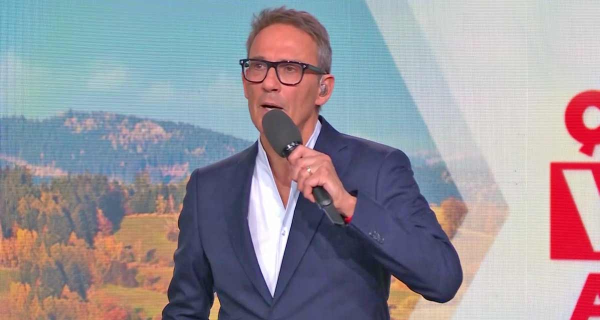 Julien Courbet : L'Homme Fort de M6 avec des Audiences Explosives en Novembre 2025