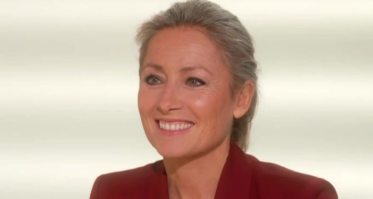 Anne-Sophie Lapix suspend temporairement Le 20.10 sur M6