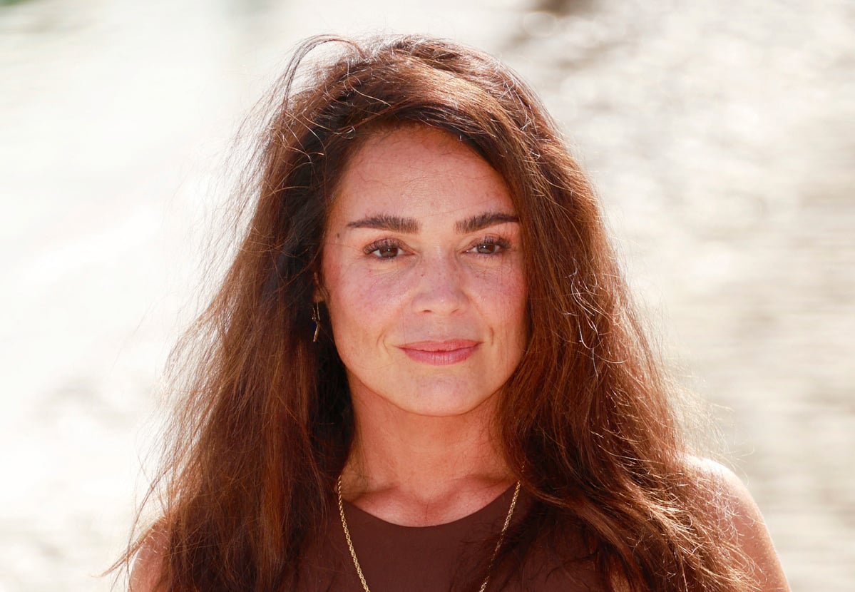 Lola Dewaere : Son coup de gueule contre le body shaming et sa perte de poids expliquée | Astrid et Raphaëlle