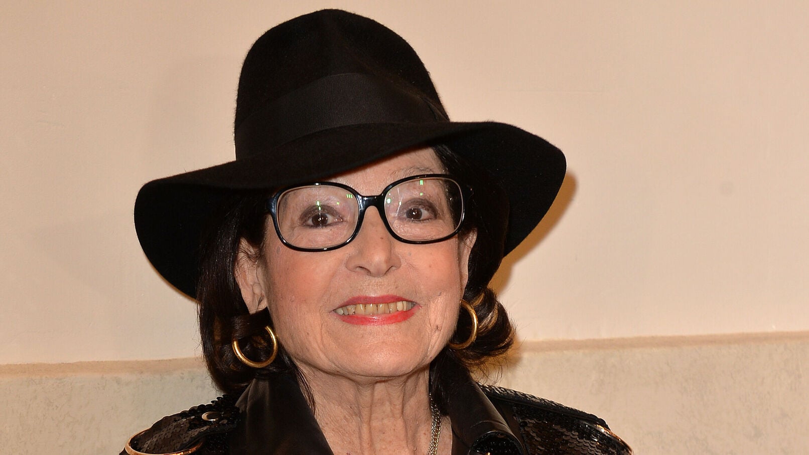 Nana Mouskouri : l'intimité choisie d'une icône musicale