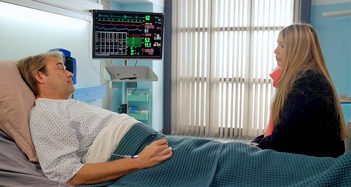 Les Mystères de l’amour : Découvrez les ultimes retrouvailles d’Hélène et Nicolas