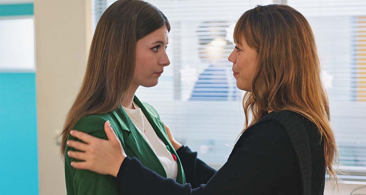 Ici Tout Commence : Tensions Explosives entre Pénélope et Ninon