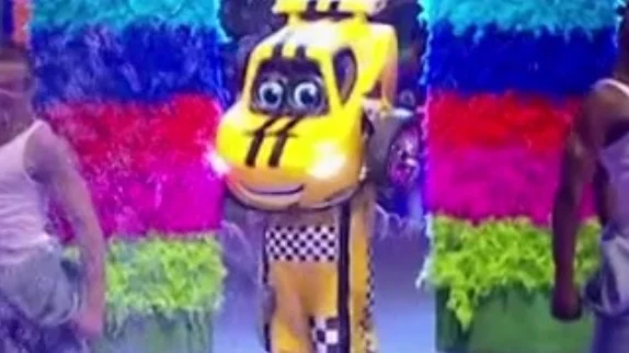 Mask Singer 2025 : Le Bolide éliminé, l'identité surprenante révélée !