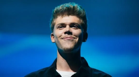 Charles Doré dévoile "Le coeur des gens" – Un single très attendu après la Star Academy