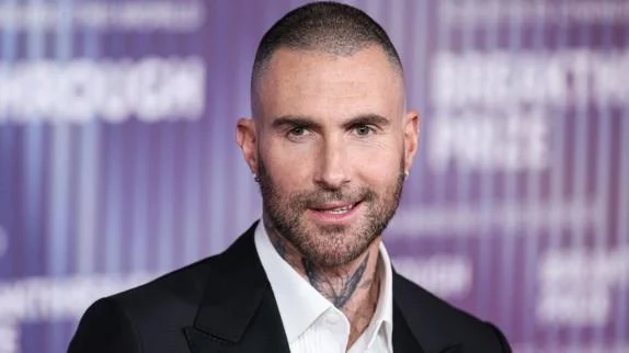 Maroon 5 : Découvrez "California", leur ballade poignante avant l'album "Love is Like"