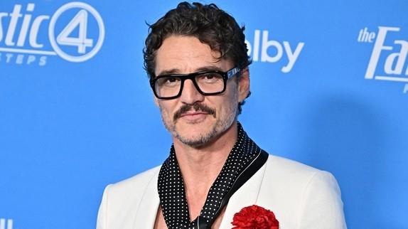 Pedro Pascal : un fan dévoué de The Cure, le groupe culte des années 80